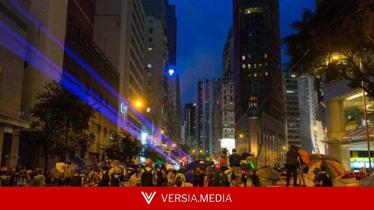 事隔七年 脱罪法律系女生重审暴动罪成 判囚34个月